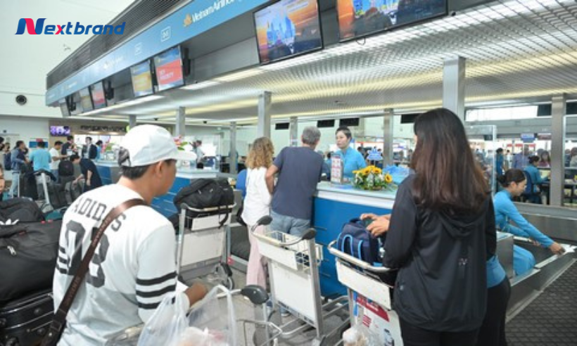 Vietnam Airlines Gruop khuyến cáo hàng khách nên tới sân bay làm thủ tục trước 2h so với giờ khởi hành.