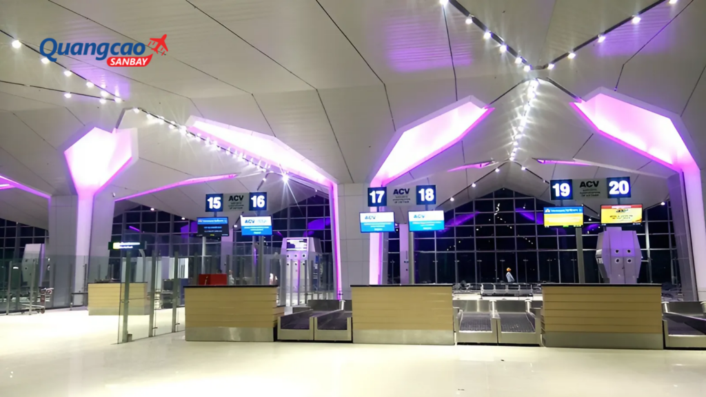 Khu vực check-in tại sân bay Vinh