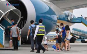 Các chặng bay du lịch giữa Hà Nội, TP. Hồ Chí Minh và Đà Nẵng, Huế, Quy Nhơn, Nha Trang, Đà Lạt, Phú Quốc, Côn Đảo… là những đường bay nội địa được tăng tải nhiều nhất
