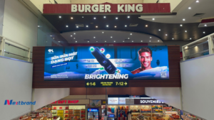 Quảng cáo tại sân bay Nội Bài với màn hình LED