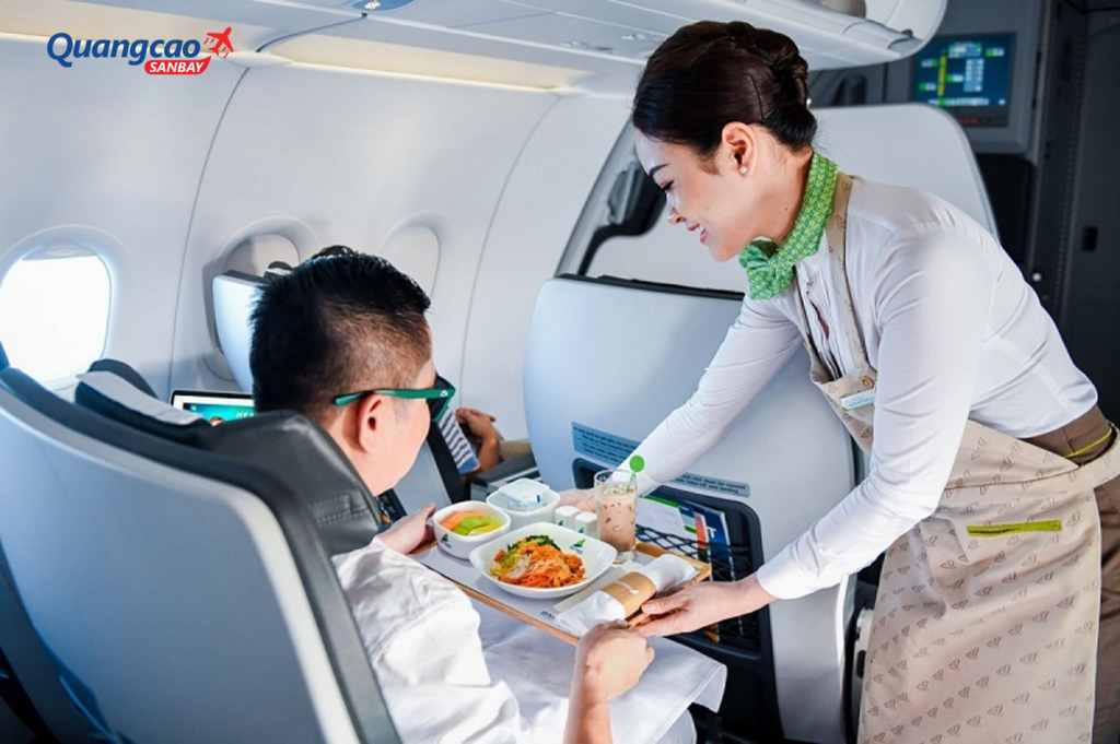 Suất ăn miễn phí đa dạng trên máy bay Bamboo Airways
