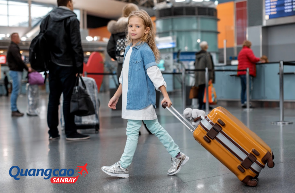 Dịch vụ hỗ trợ trẻ em đi một mình của Vietnam Airlines