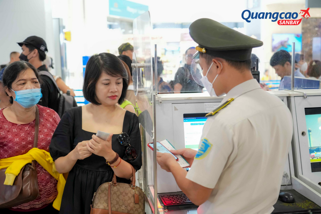 Lưu ý quan trọng khi sử dụng VNeID đi máy bay