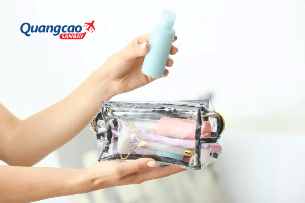 Lưu ý kiểm tra dầu gội khô và đóng gói đúng quy định trước khi mang lên máy bay