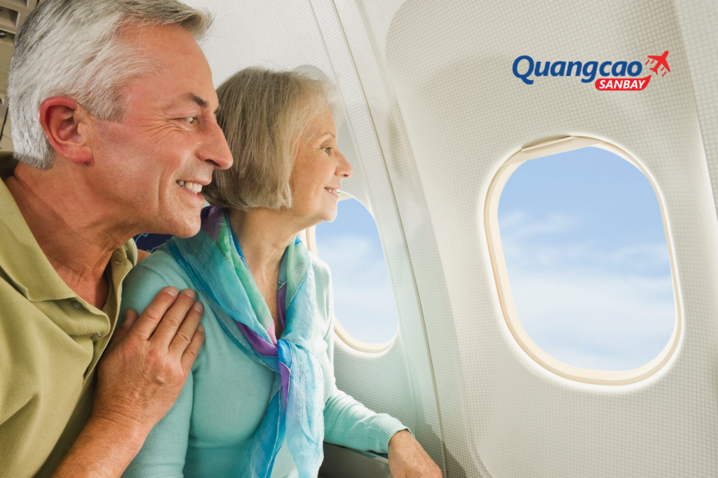 Hướng dẫn đăng ký dịch vụ hỗ trợ cho người trên 80 tuổi khi bay cùng Vietnam Airlines