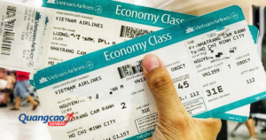 Giải đáp tên trên vé máy bay bị ngược có sao không?