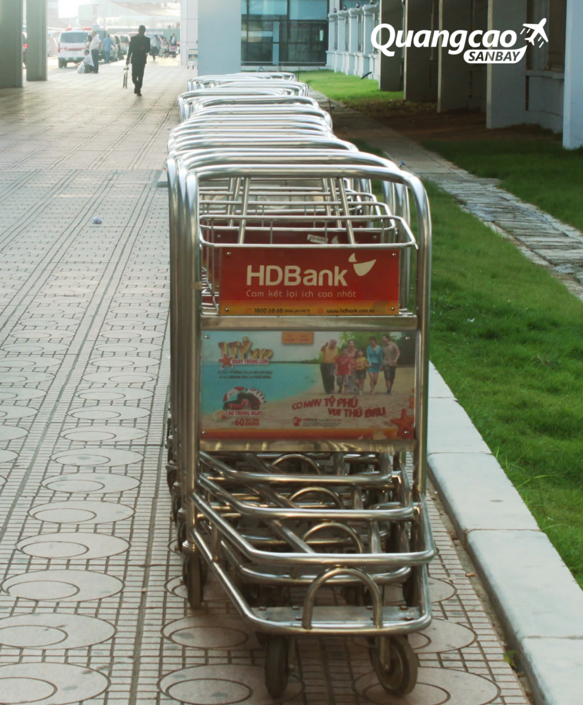 Luggage trolley advertising