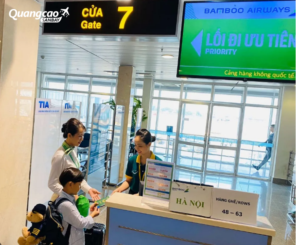 Quy định độ tuổi đi máy bay 1 mình của Bamboo Airways