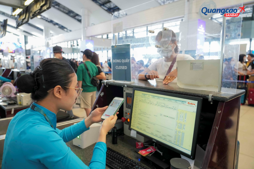Các bước check-in tại quầy khi dùng tài khoản định danh điện tử mức 2