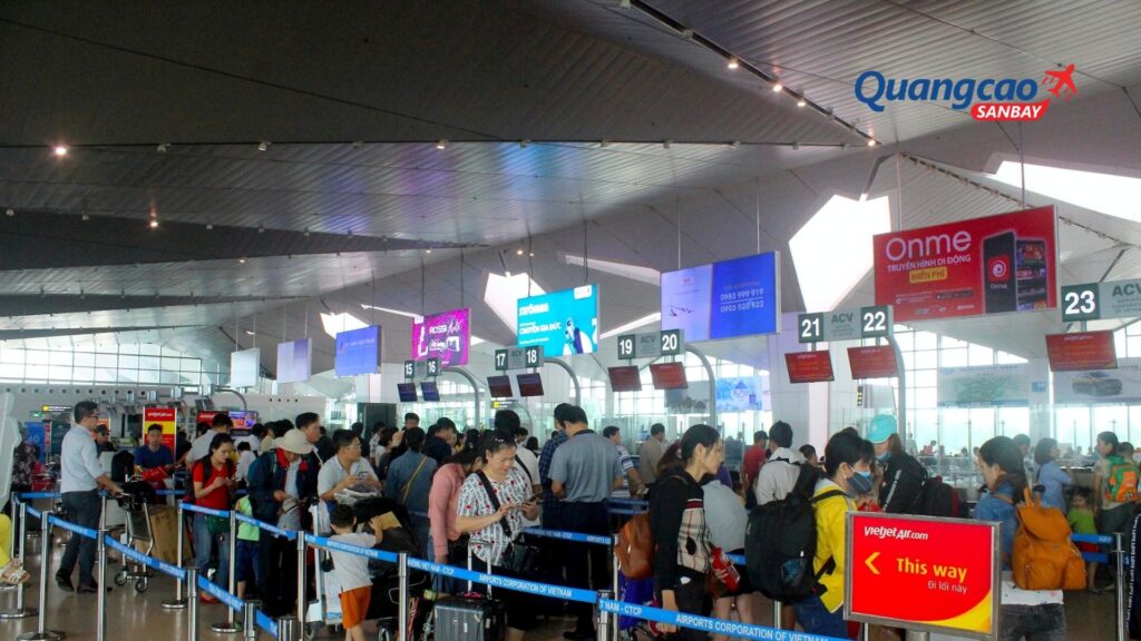 Vinh Airport attracts a large domestic audience