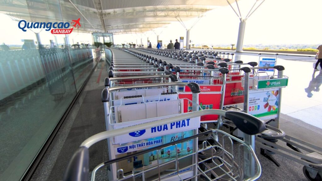 Luggage trolley ads