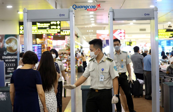 Security screening area at Tuy Hoa airport