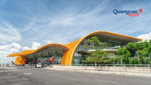 Lien Khuong Airport