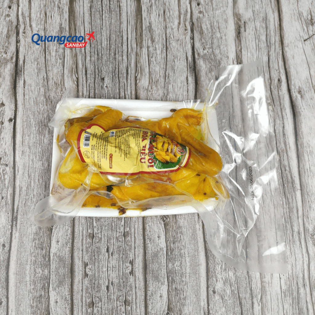 Thịt gà chín được phép mang lên máy bay nhưng cần tuân thủ đúng quy định