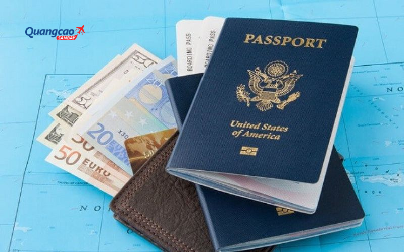 Hành khách khi bay quốc tế phải mang theo hộ chiếu, visa hoặc giấy tờ hợp lệ theo quy định để làm thủ tục