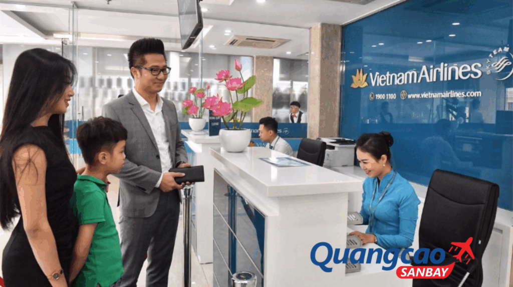 Hành khách nhóm 3 trên vé máy bay Vietnam Airlines vẫn thực hiện các bước làm thủ tục theo quy định thông thường