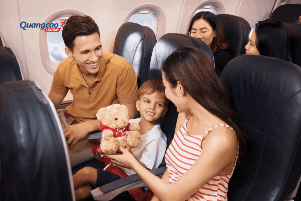Người nước ngoài đi máy bay nội địa tại Việt Nam cần hộ chiếu, visa hoặc thẻ tạm trú