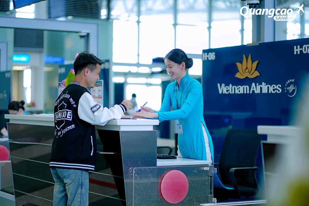 Quý khách nên đến sớm nếu làm thủ tục bay tại quầy