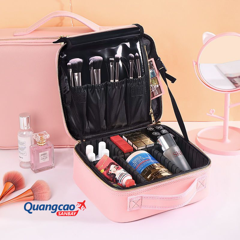 Gương trang điểm nhỏ gọn bỏ túi, bọc trong túi mềm hoặc vải mịn để tránh nứt vỡ