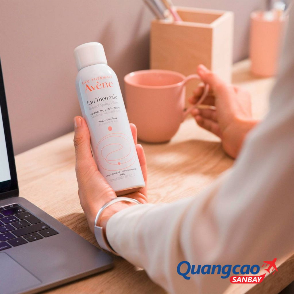 Hướng dẫn cách đóng gói xịt chống nắng khi đi máy bay