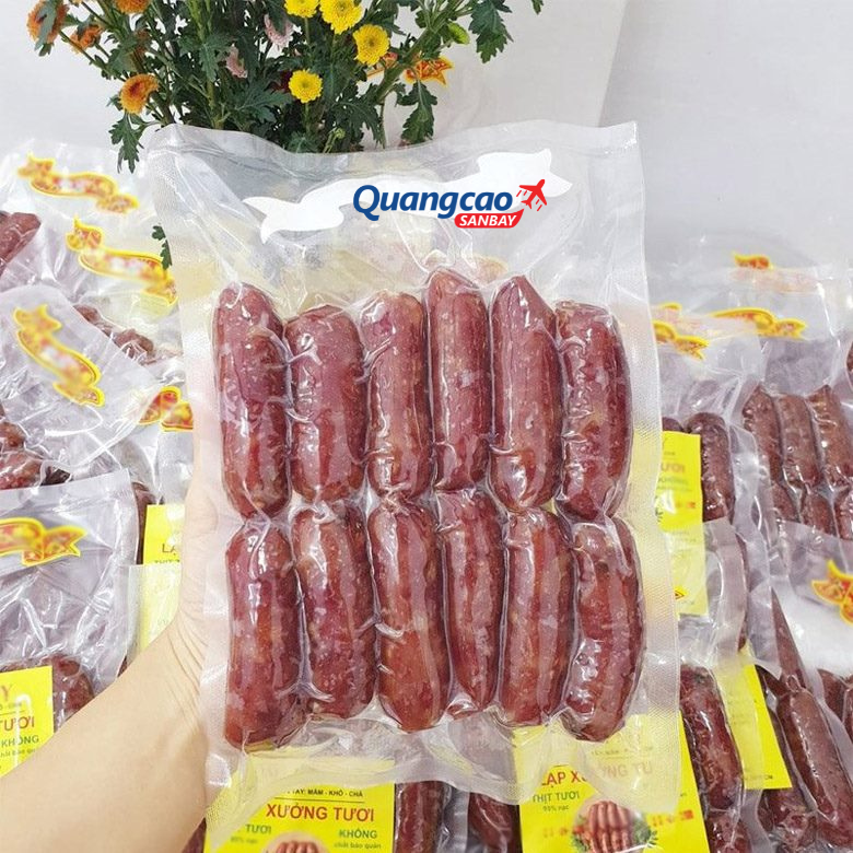 Lạp xưởng đóng gói hút chân không trong hành lý ký gửi trên chuyến bay nội địa Việt Nam