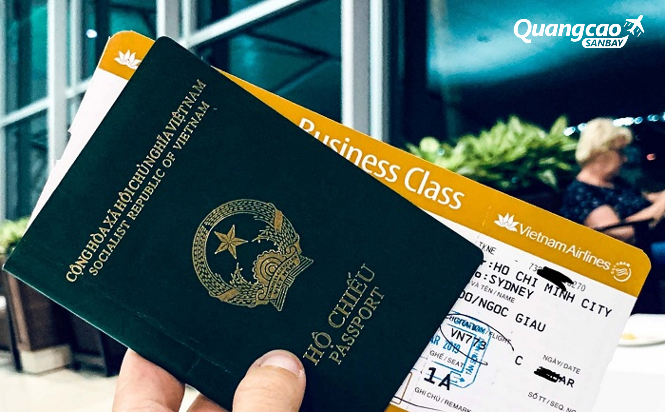 Hộ chiếu là giấy tờ bắt buộc khi đi máy bay quốc tế