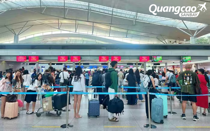 Quảng cáo tại sân bay Tân Sơn Nhất tiếp cận lượng khách lớn